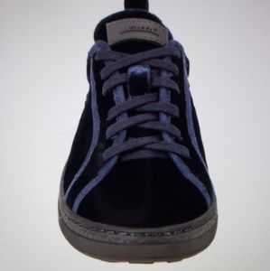 earth shoes zinnia